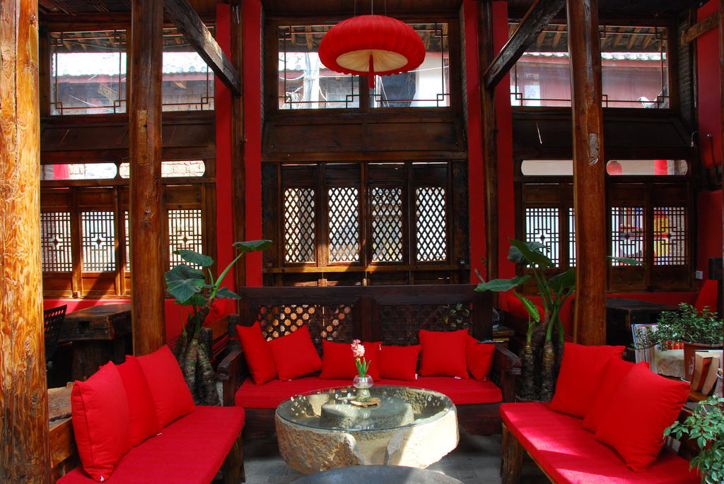 Lazy Tiger Inn Лицзян Экстерьер фото