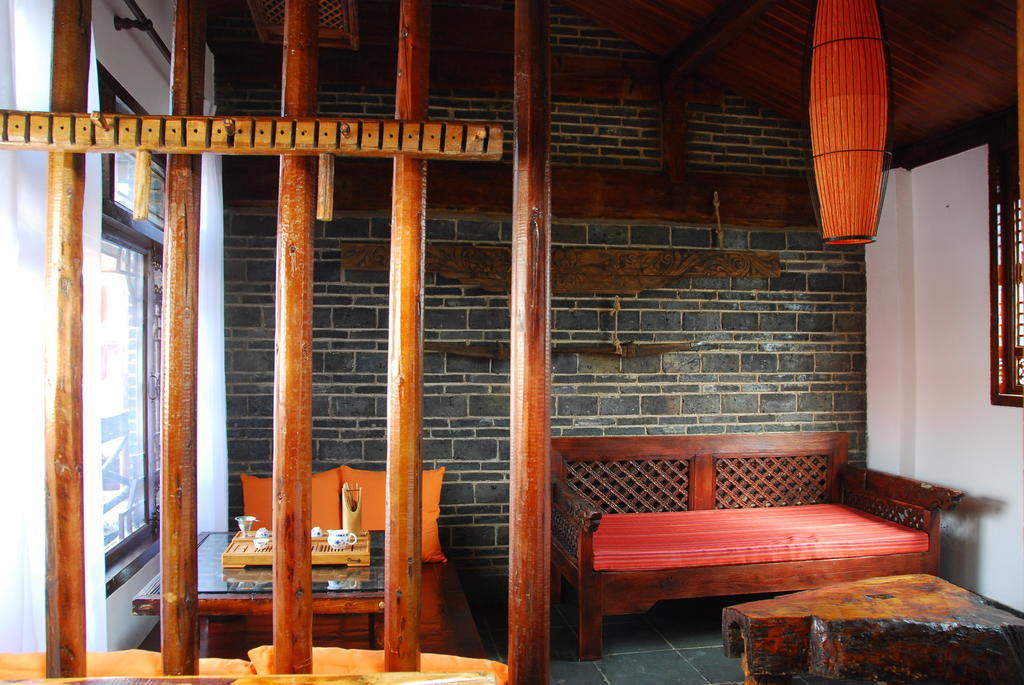 Lazy Tiger Inn Лицзян Номер фото