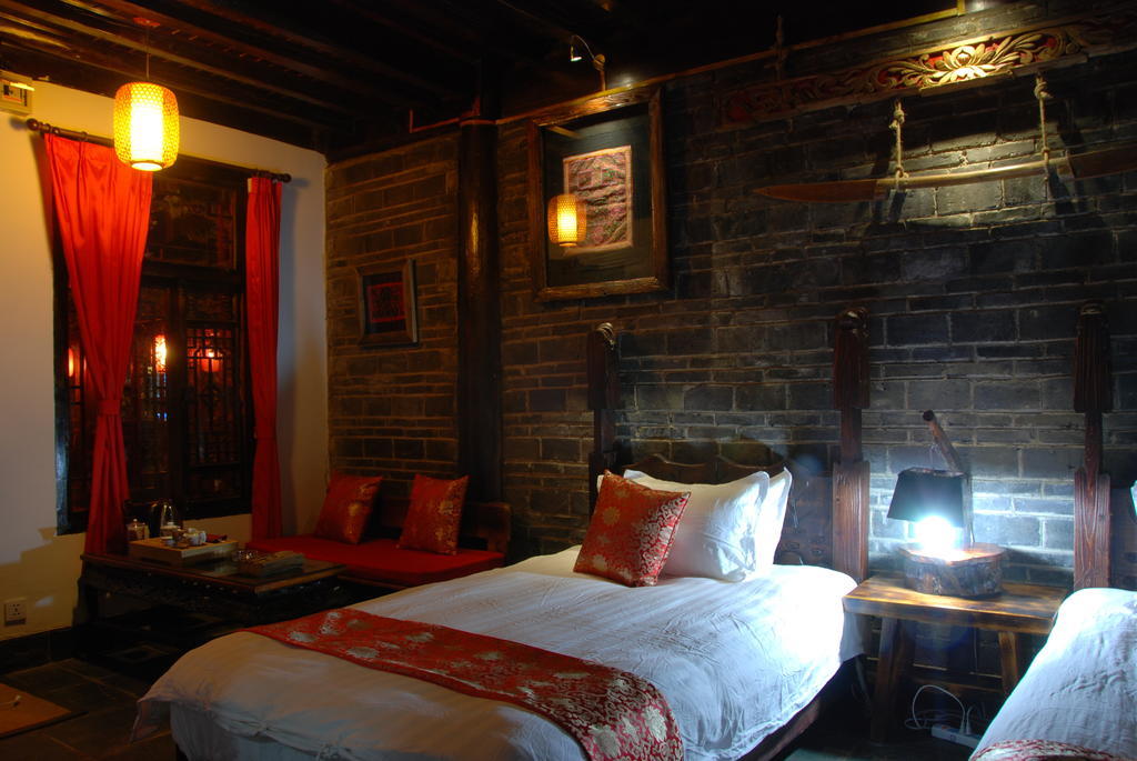 Lazy Tiger Inn Лицзян Номер фото